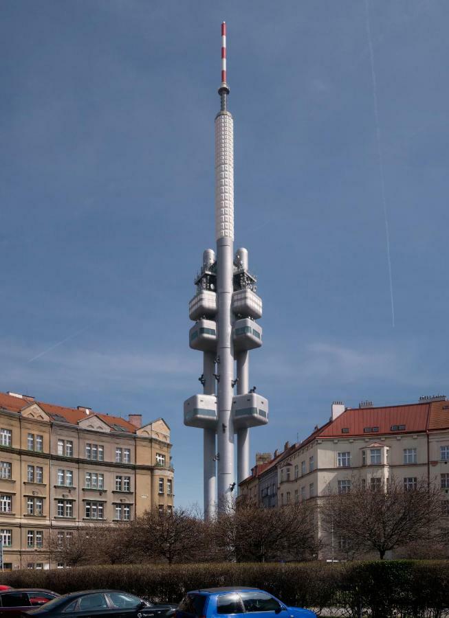 Cosy Under The Tower Praga